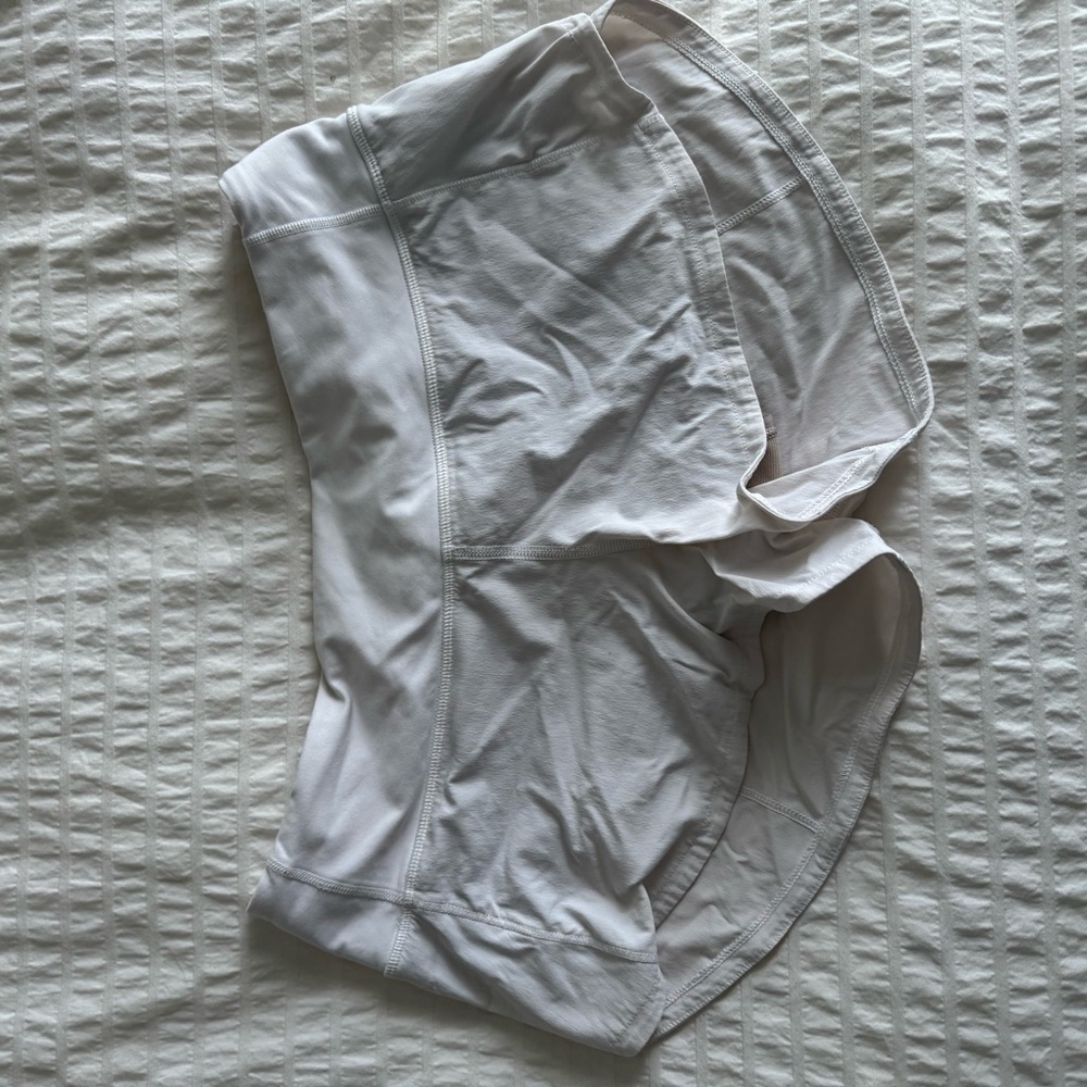 lululemon athletica White Speed Up Low Rise Lined Short 2.5